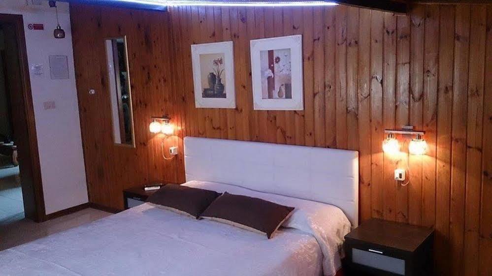 Il Mirto E La Rosa Bed & Breakfast Arenella  Exterior photo